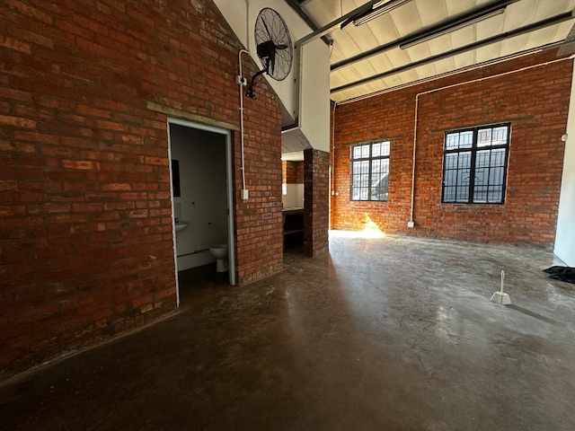 To Let Commercial Property for Rent in Maitland Western Cape